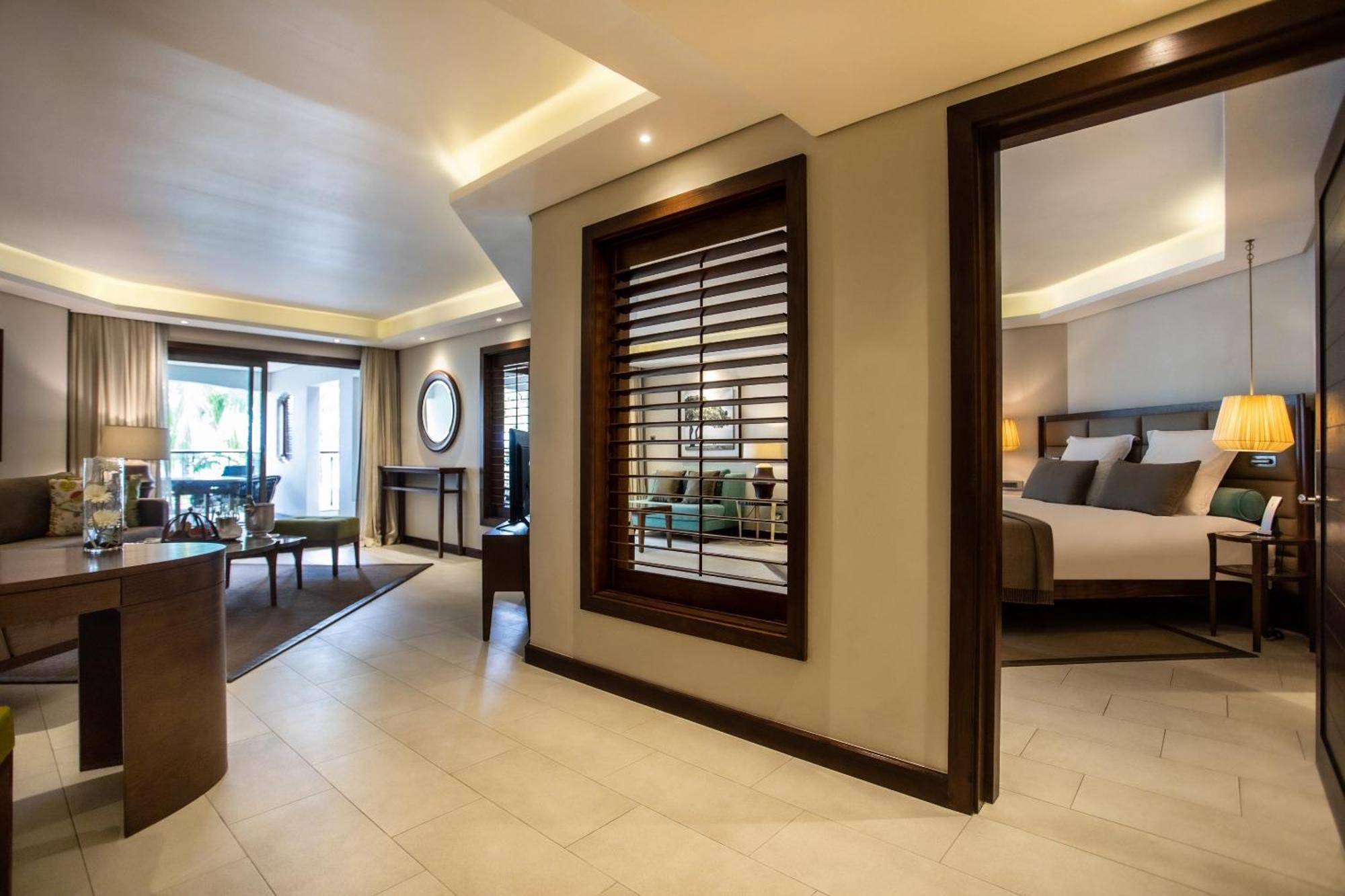 Royal Palm Beachcomber Luxury Grand-Baie Exterior photo